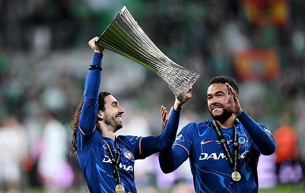 爱奇艺体育-邮报:里斯-詹姆斯合同在今夏后只剩两年,蓝军相信他的忠诚